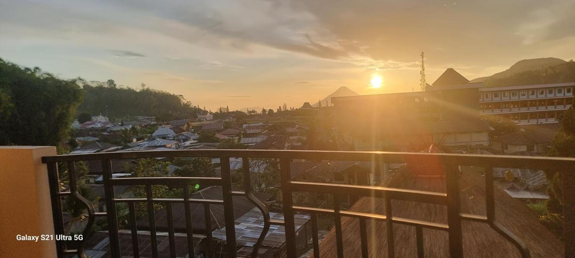 Bajawa-Roo Hotel エクステリア 写真