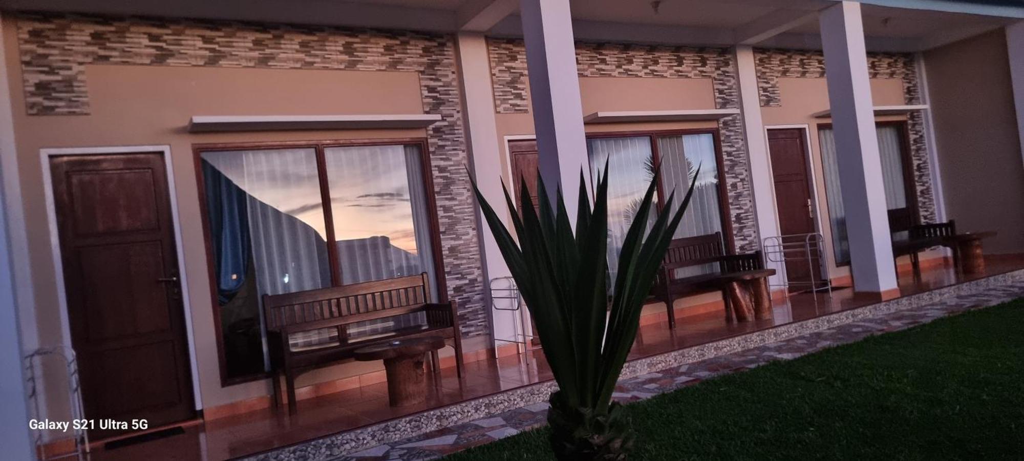 Bajawa-Roo Hotel エクステリア 写真